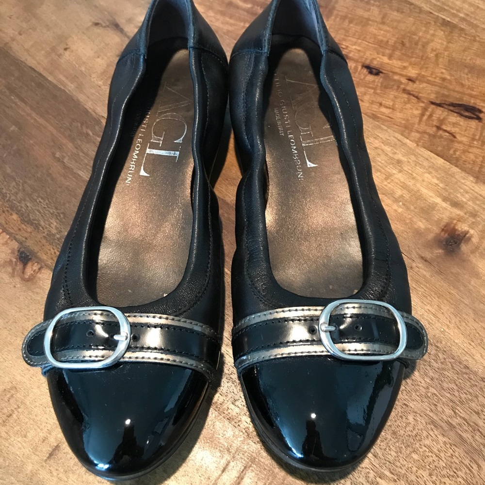 AGL Attilio Giusti Leombruni Women's Flats size 8